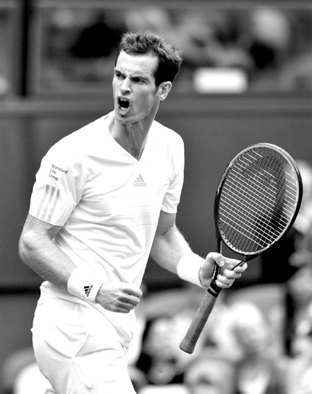 Murray soaks in atmosphere upon return to Wimbledon