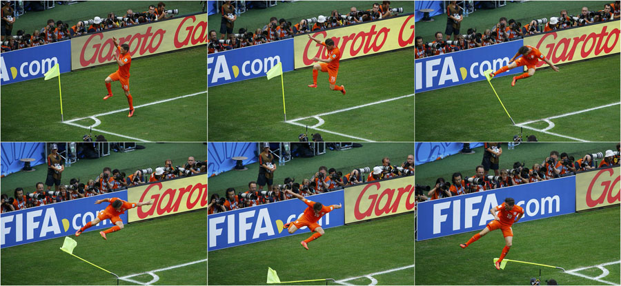 Huntelaar penalty gives Dutch last-gasp 2-1 win