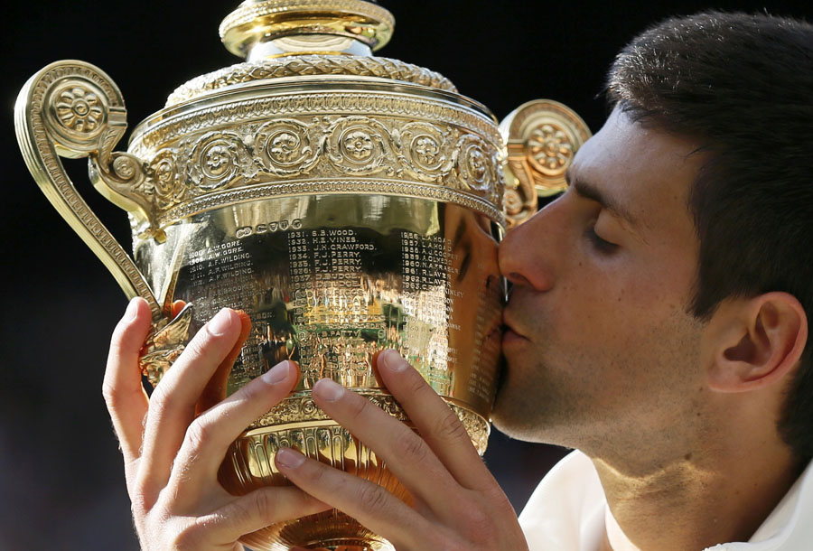 Djokovic wins epic tussle with Federer to claim Wimbledon title