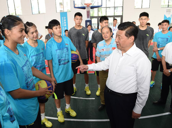 Xi lauds junior athletes at Nanjing Games