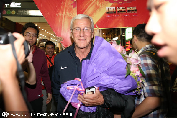 Evergrande head coach steps down