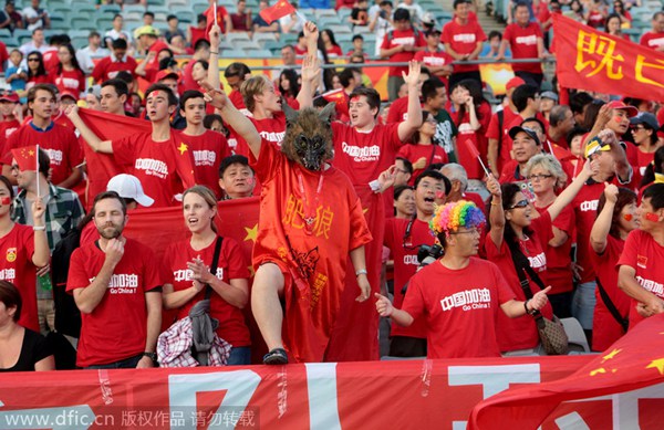 China downs DPRK 2-1 to cruise to last eight with 9 points