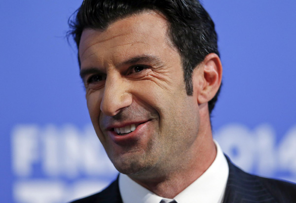 Luis Figo announces bid for FIFA presidency