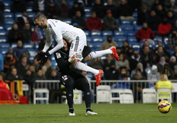 Real beats Sevilla 2-1 to increase Spanish league lead