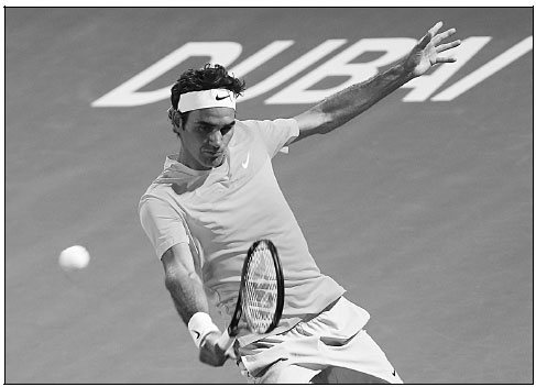 Federer stuns Djokovic in Dubai