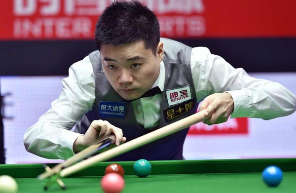 Ding Junhui heads into semifinals at China Open