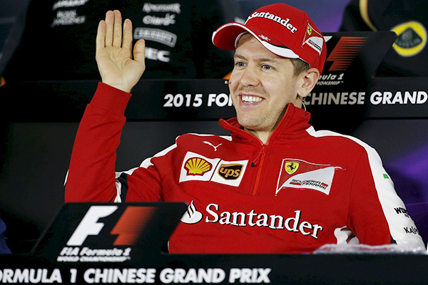 Vettel: Ferrari still 'realistic' about Mercedes ad