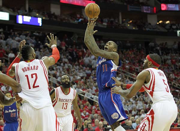 Griffin triple-double leads Clippers past Rockets