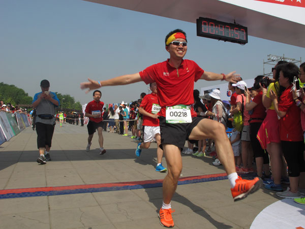 Happy 10k run fuels up the running passion in Beijing