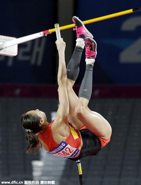China's Li breaks women's pole vault Asian record
