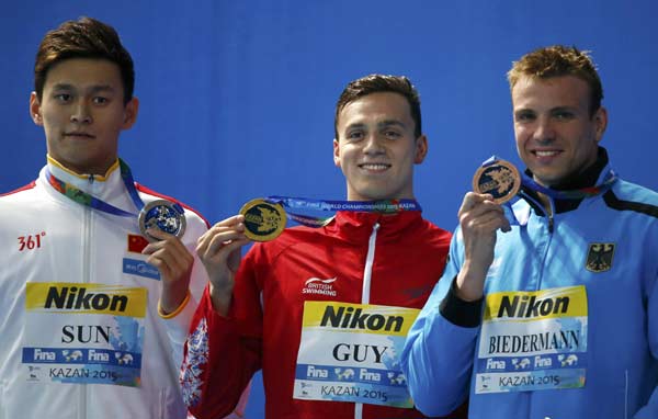 Britain' s Guy beat Sun Yang in 200m free