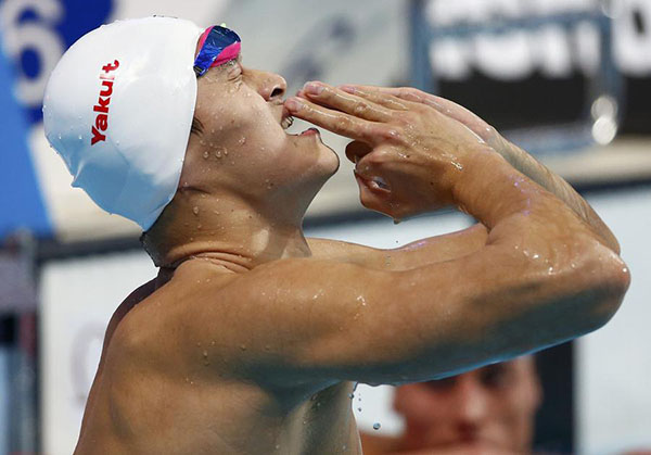 Sun Yang wins third consecutive 800m free gold at worlds