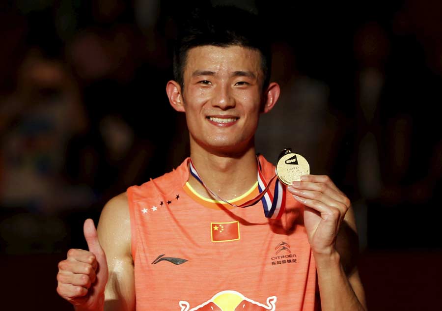 China's Chen beat Lee Chong Wei to retain world badminton crown