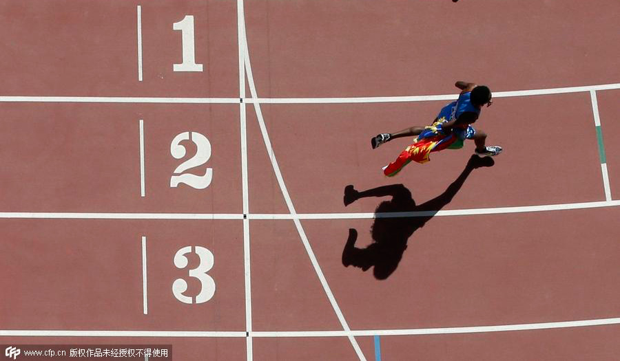 Ghirmay Ghebreslassie wins men's marathon in Beijing Athletics Worlds