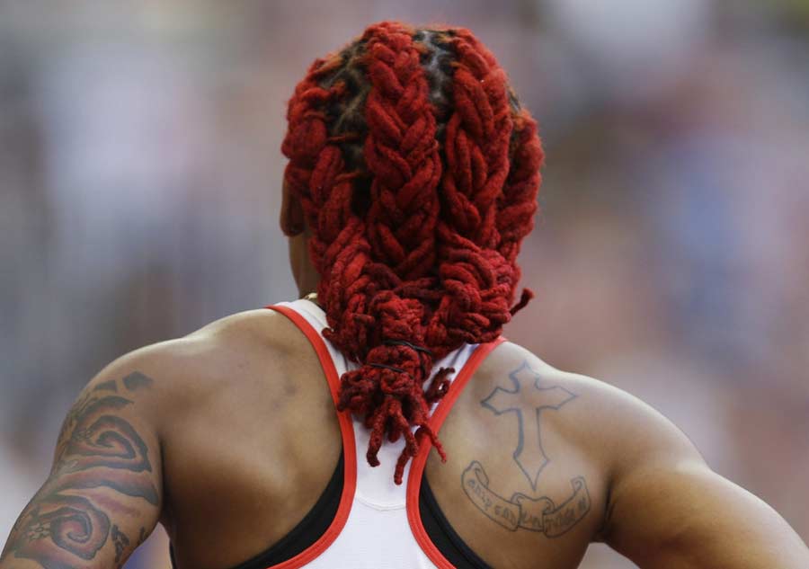 Colorful hairstyles steal the limelight at the Beijing World Championships