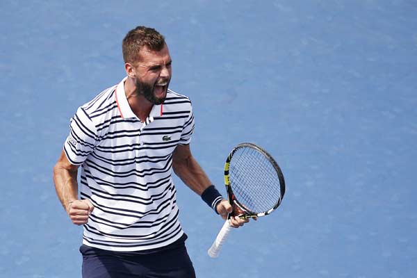 Nishikori, last year's runner-up, upset by Paire at US Open