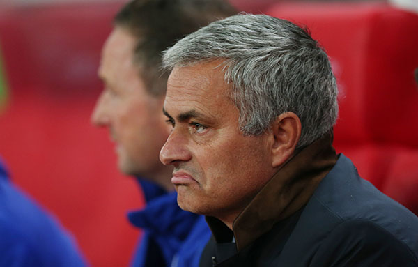 All eyes on Mourinho as Chelsea hosts Liverpool