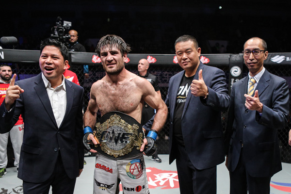 Gafurov beats Jadambaa in Beijing to become ONE featherweight champion