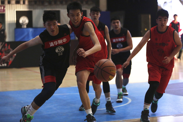 High school basketball leagues opens season