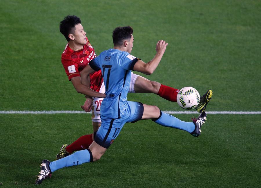 Suarez's hat-trick shuts out Evergrande from Club World Cup final