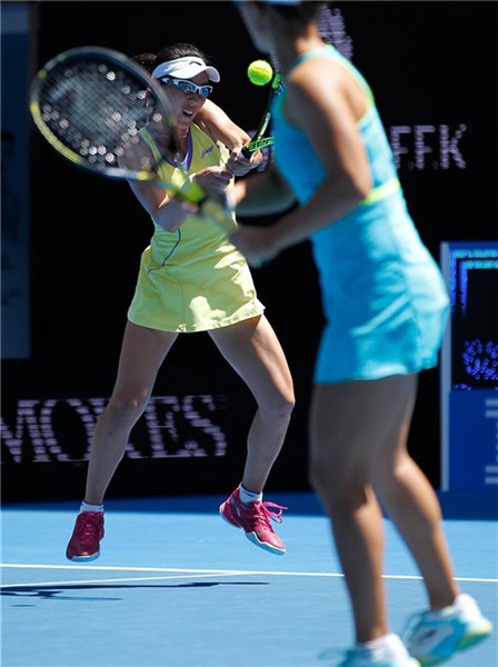 Xu Yifan/Zheng Saisai win 3rd round match of women's doubles at Australian Open