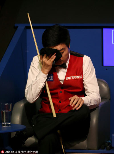 Selby denies Ding's first world title attempt