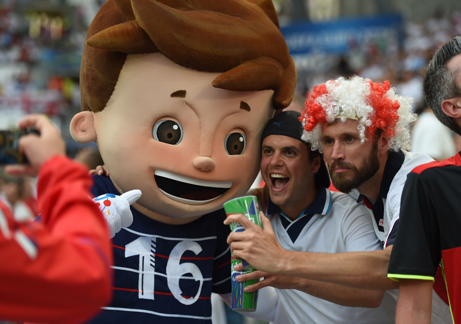 Euro 2016: Fans snapshot