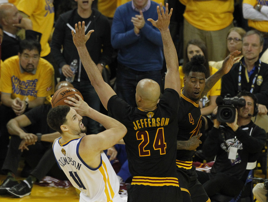 Cavaliers dump Warriors to force Game 6 on home court