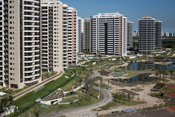 IOC chief Bach lauds 'beautiful' Rio Olympic village