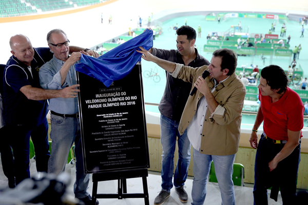 Rio 2016 receives keys to velodrome