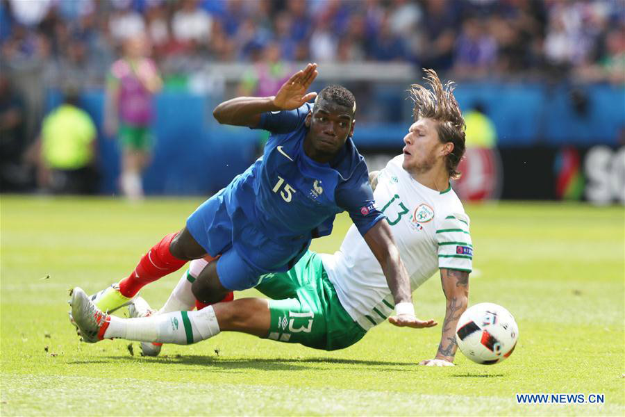 Ireland vies with France at Euro 2016 round of 16 football match