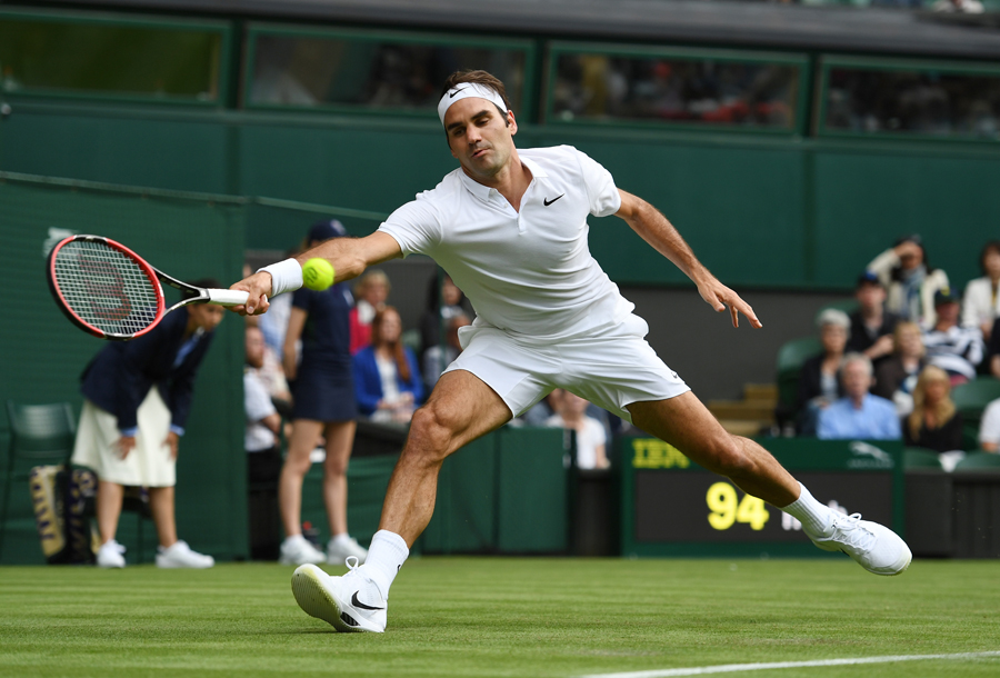 Federer beats Pella 3-0 in Wimbledon first round