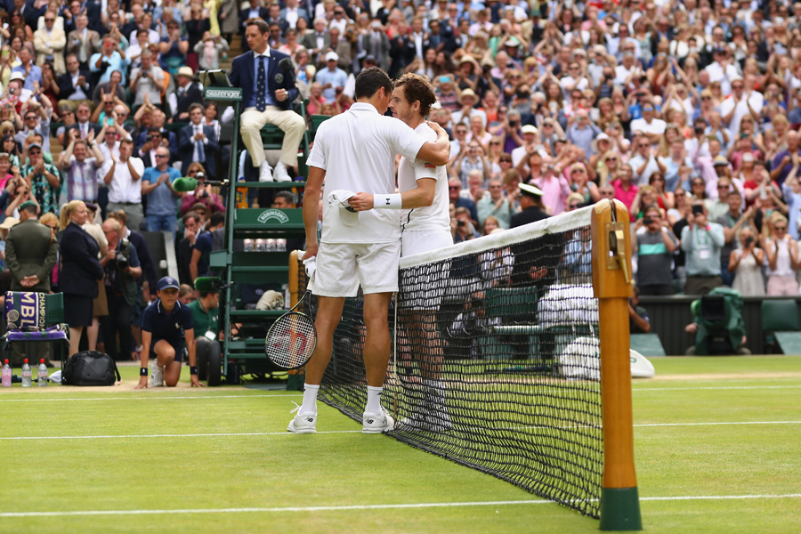 Murray wins second Wimbledon title