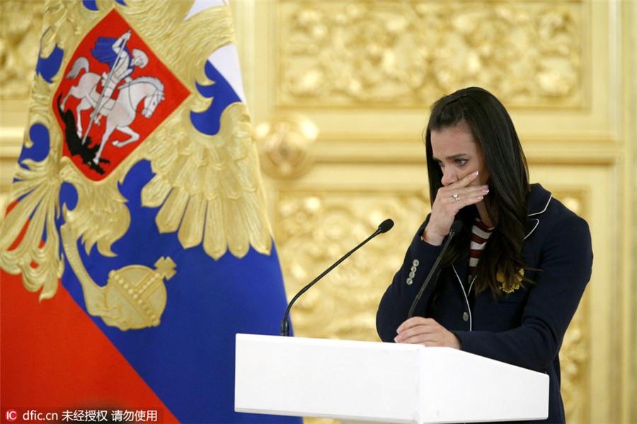 Olympic ban upheld, Isinbayeva mourns 'funeral of athletics'