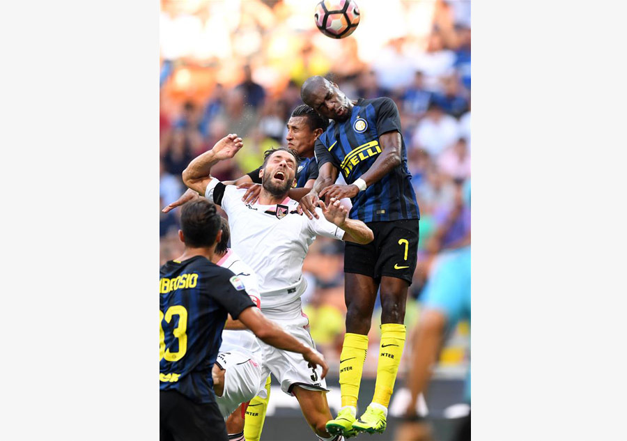 Inter Milan draws 1-1 with Palermo during Italian Serie A