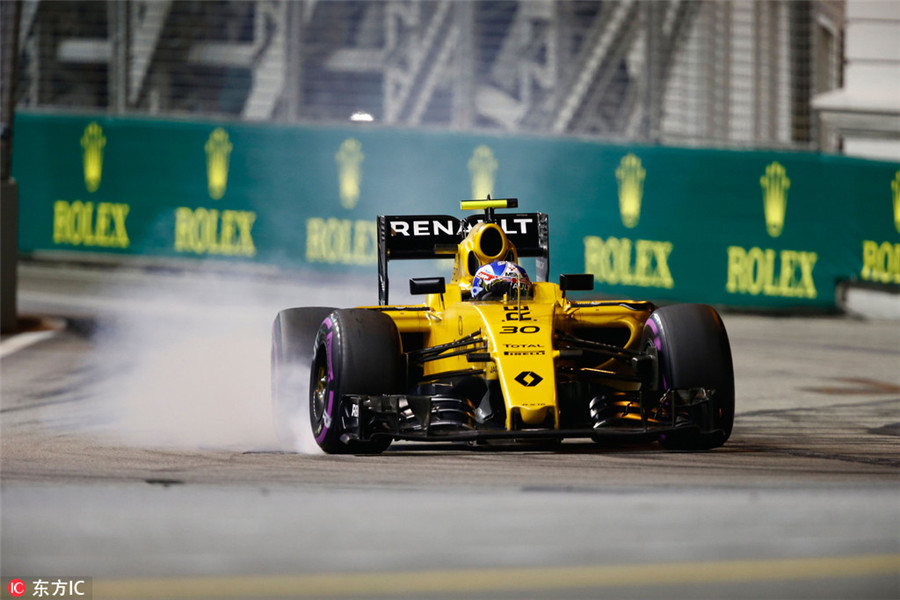 Rosberg gets pole position at F1 Singapore Grand Prix 2016