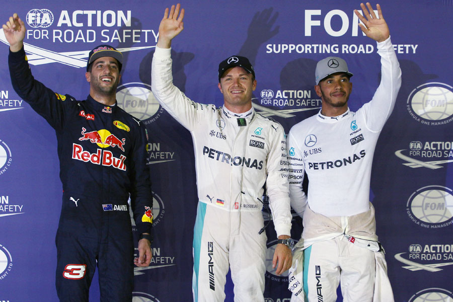 Rosberg gets pole position at F1 Singapore Grand Prix 2016
