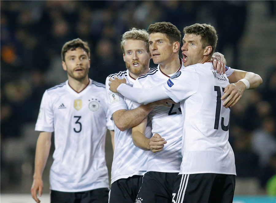Germany keep perfect record, England down Lithuania