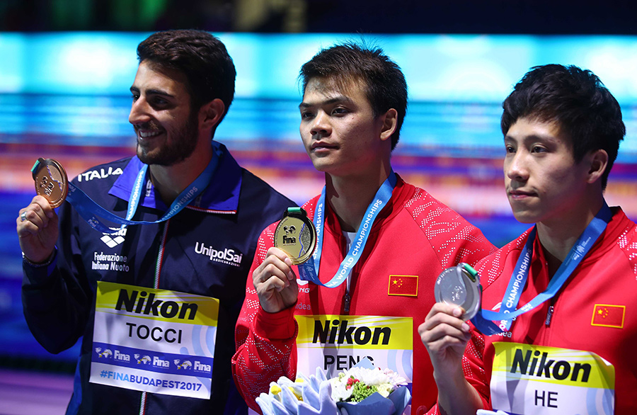 China's Peng, He take top two slots in men's 1m springboard at FINA worlds