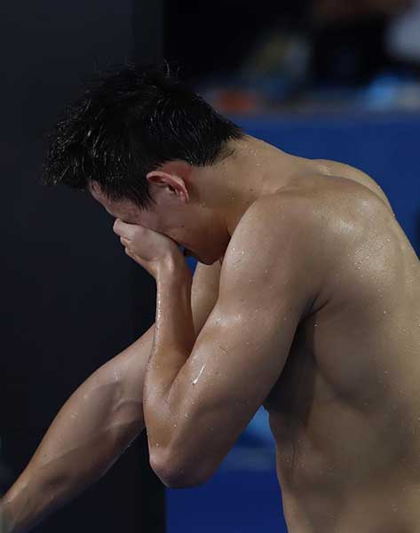 Sun Yang fails to defend 800m free title at FINA worlds