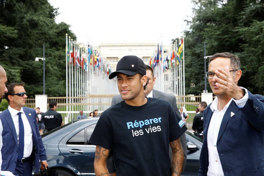 Neymar kicks off as Ambassador for Handicap International