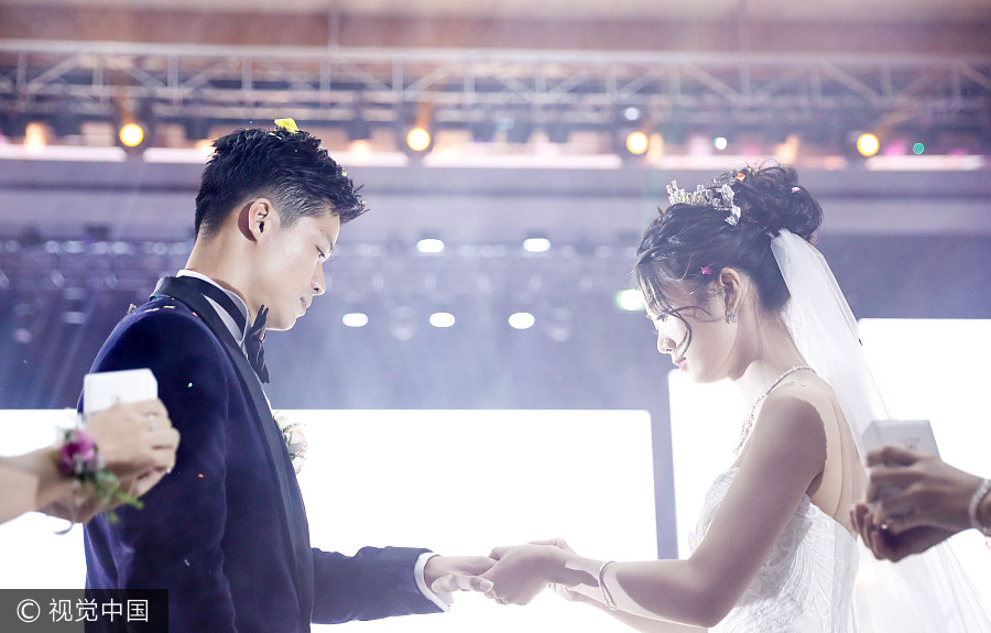 Chinese sprinter Su Bingtian and wife hold wedding ceremony in hometown