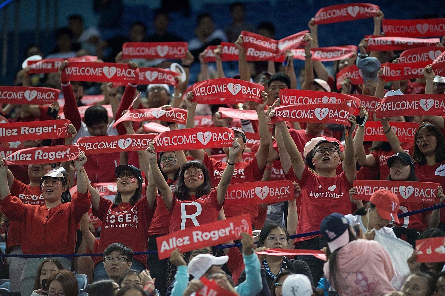 Shanghai Masters: Nadal claims easy victory over Donaldson, Federer overcomes Schwartzman