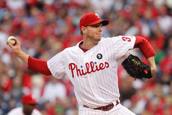 Plane crash claims former pitching ace Halladay