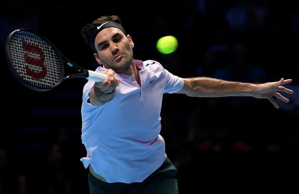 Federer zaps Zverev to reach semifinals