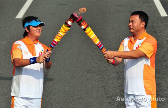 Citywide Universiade torch relay kicks off
