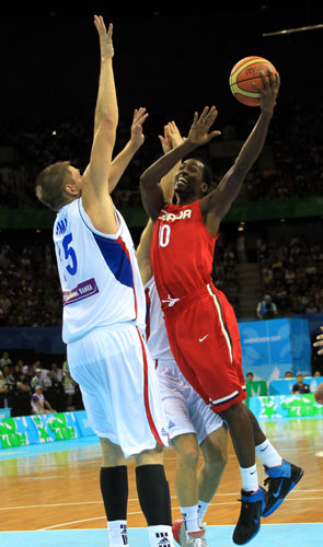 Serbia beats Canada to defend basketball title