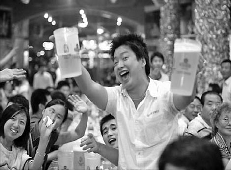 Drink up at the Qingdao beerfest