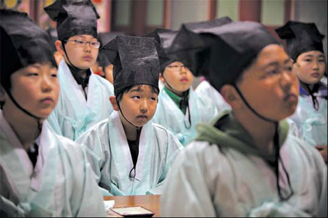 The old ways gain favor for Koreans