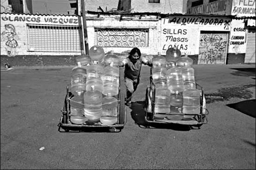 In Mexico, distrusting tap water